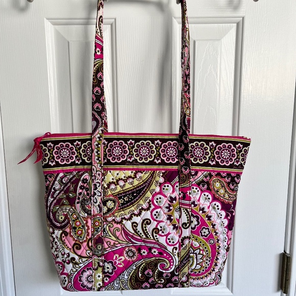 Vera Bradley x3!!! Very Berry Paisley Zip Tote, Kisslock Wallet & Small Bag - Picture 2 of 7
